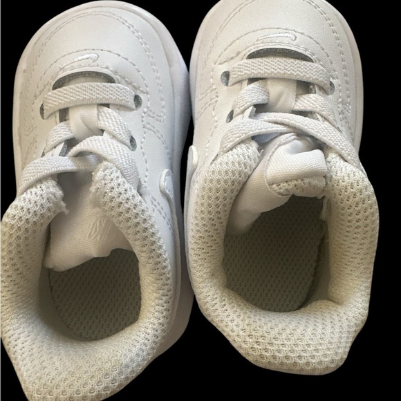 NIB Kids Toddler Nike Air Force 1 '18 Casual Shoes White 905220 100 Size… - Picture 9 of 9